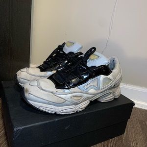 RAF Simons OZWEEGO III